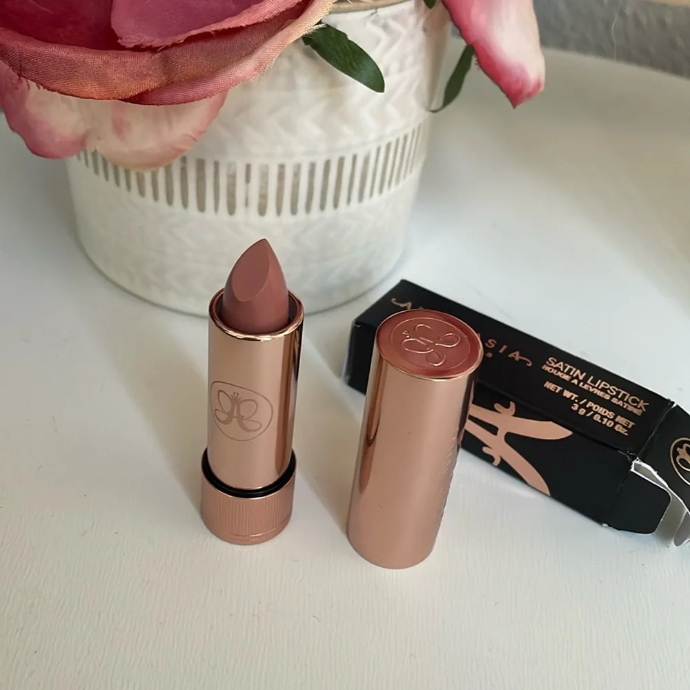 NIB ABH Long-Wearing Matte & Satin Velvet Lipstick - Picture 5 of 8